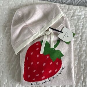 ♠️ New Kate Spade Strawberry Cream Sweater Hoodie Sweatshirt Target - M